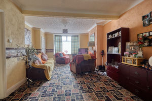 Lounge- click for photo gallery